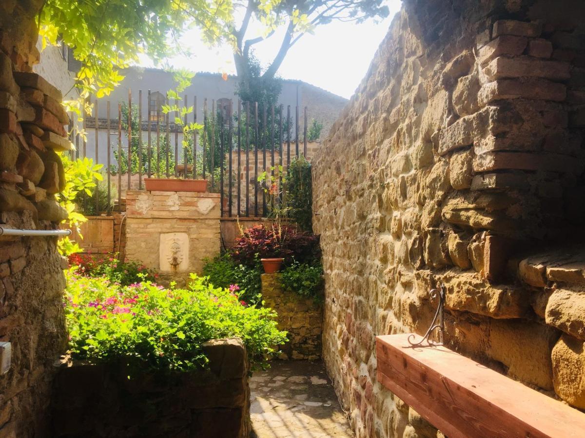 Est Locanda San Ginesio Exterior photo